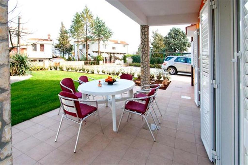Villa San Malinska Exterior foto